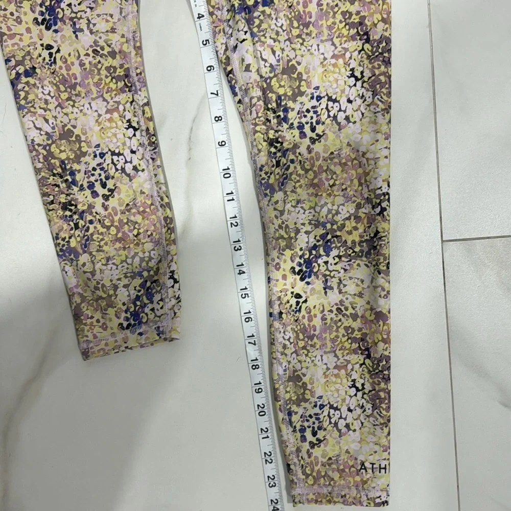 Athleta Multicolor Train Elation 7/8 Leggings.  Sz Small